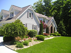 Landscapers and Lawncare Services in Macon, MO